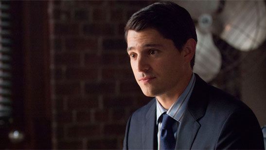 ‘Gotham’ asciende a personaje regular a Nicholas D’Agosto por la segunda temporada