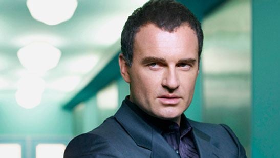 ‘Hunters’: Julian McMahon de ‘Nip/Tuck’ se une a la serie sobre alienígenas de Syfy