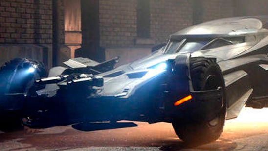 El diseñador de 'Batman v Superman' habla sobre su inspiración para la Batcueva, el Batwing y el Batmóvil noticias imagen