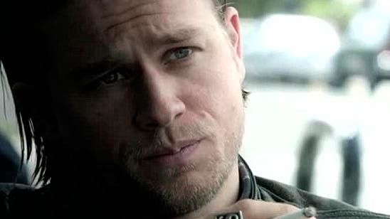 'The Bastard Executioner': Charlie Hunnam quiere estar en lo nuevo de Kurt Sutter