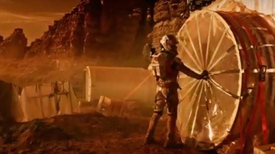 'Marte (The Martian)': Matt Damon no deja de luchar en los nuevos adelantos de la película