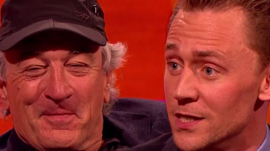 Tom Hiddleston se atreve a imitar a Robert De Niro delante del actor en este vídeo noticias imagen