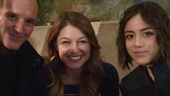 Los 'Agents of S.H.I.E.L.D.' también son fans de 'Supergirl' noticias imagen