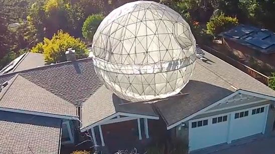 'Star Wars': Un padre construye una Estrella de la muerte gigante para sus hijos noticias imagen