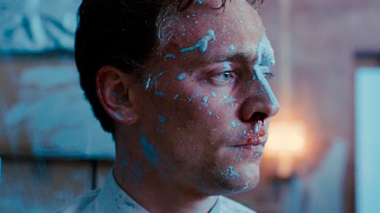 'High-Rise': Nuevo 'teaser' de la adaptación de 'Rascacielos' con Tom Hiddleston noticias imagen