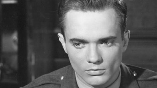 Muere a los 95 años Douglas Dick, actor de películas como 'La soga' o 'La roja insignia del valor'