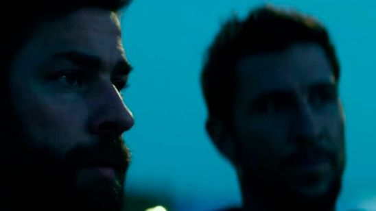 Una mujer recibe un disparo accidental durante la proyección de '13 horas' noticias imagen