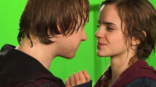 'Harry Potter': Rupert Grint asegura que fue "surrealista" besar a Emma Watson noticias imagen