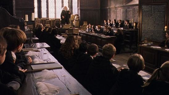 'Harry Potter': La teoría que explica la razón del reducido tamaño de las clases de Hogwarts