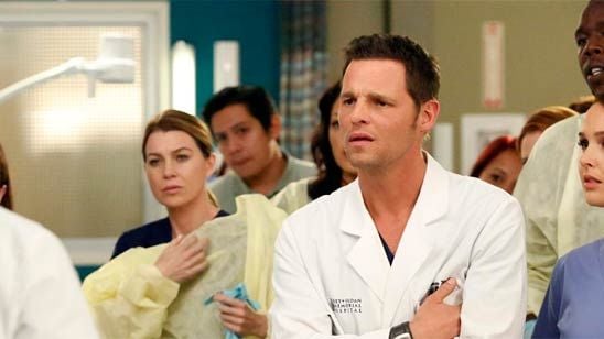 'Anatomía de Grey' ata a cuatro de sus protagonistas para la décimo tercera temporada noticias imagen