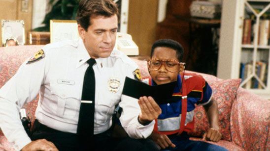 Muere a los 75 años Barry Jenner, actor de 'Cosas de casa' y 'Star Trek: Espacio Profundo Nueve' noticias imagen