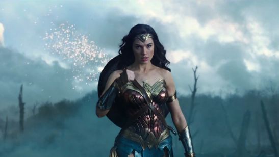 'Wonder Woman': Gal Gadot continúa combatiendo en el nuevo tráiler internacional