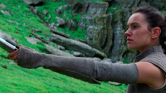 'Star Wars: The Last Jedi': Una teoría fan señala que Benicio Del Toro podría interpretar al padre de Rey  noticias imagen