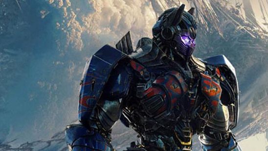 'Transformers: El último caballero': Optimus Prime y Bumblebee se enfrentan en el avance en castellano de la Super Bowl noticias imagen