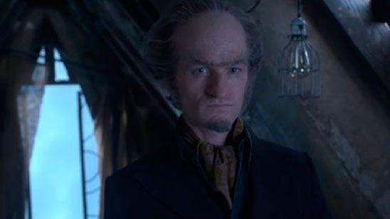 Neil Patrick Harris se tatúa para celebrar la renovación de 'Una serie de catastróficas desdichas' noticias imagen