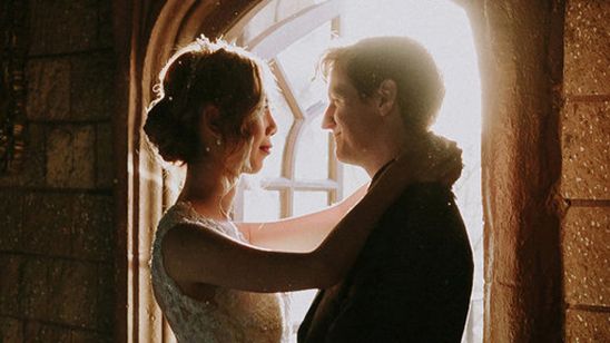 ‘Harry Potter’: Una pareja celebra una boda temática inspirada en el mundo mágico de J.K. Rowling noticias imagen