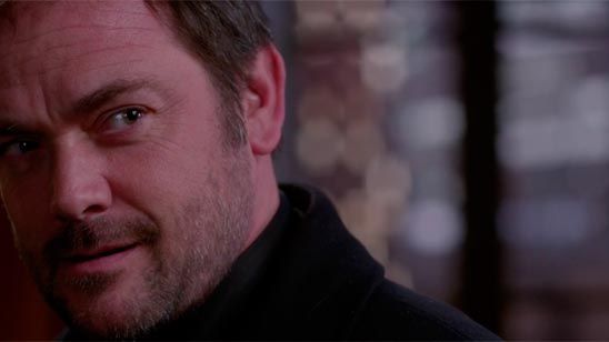 'Sobrenatural': Mark Sheppard anuncia que la salida de Crowley de la serie es definitiva noticias imagen