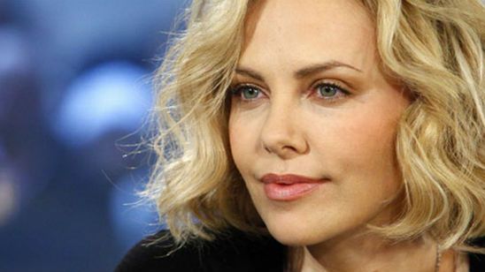 'James Bond': Chris Hemsworth piensa que Charlize Theron debería ser la nueva agente 007 noticias imagen
