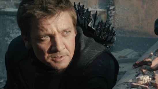 'Vengadores 4': Jeremy Renner bromea con una nueva foto caracterizado como Ojo de Halcón en el 'set' noticias imagen