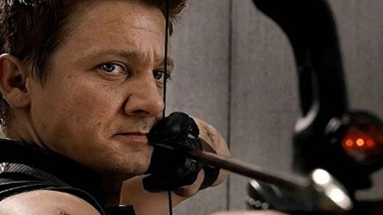 'Vengadores': Un fan diseña el cartel promocional de una serie protagonizada por Ojo de Halcón noticias imagen