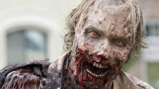 'The Walking Dead': La octava temporada introducirá al primer zombi totalmente desnudo  noticias imagen