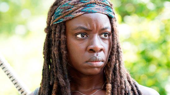 Que Danai Gurira improvisase esta escena de 'The Walking Dead' demuestra que solo ella puede ser Michonne noticias imagen