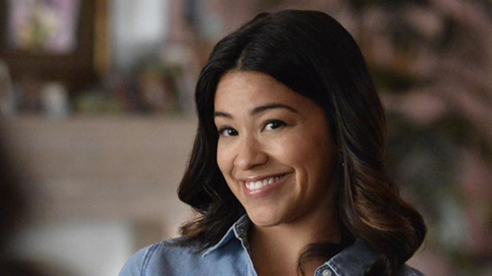'Carmen Sandiego': Gina Rodríguez ficha como protagonista en la nueva película de Netflix noticias imagen