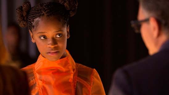 'Vengadores: Infinity War': Shuri y Bruce Banner escanean a Visión en el nuevo clip  noticias imagen