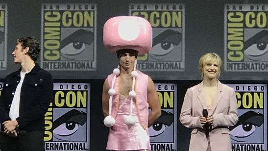 Ezra Miller gana la Comic-Con 2018 al acudir disfrazado de Toadette, el famoso personaje de Nintendo