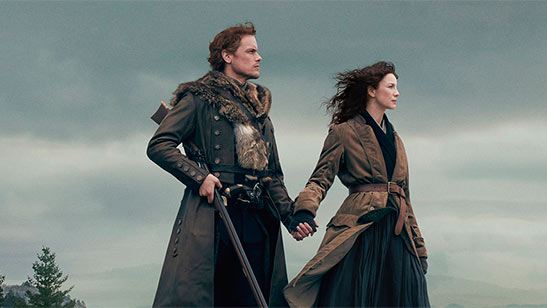 'Outlander' "hace frente al nuevo mundo" en el póster de la cuarta temporada