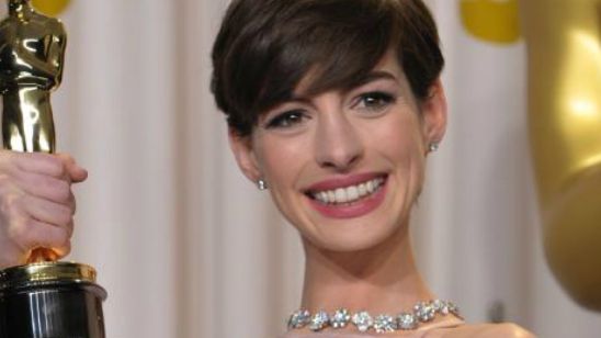 Anne Hathaway desvela la parte más difícil de presentar los Oscar noticias imagen