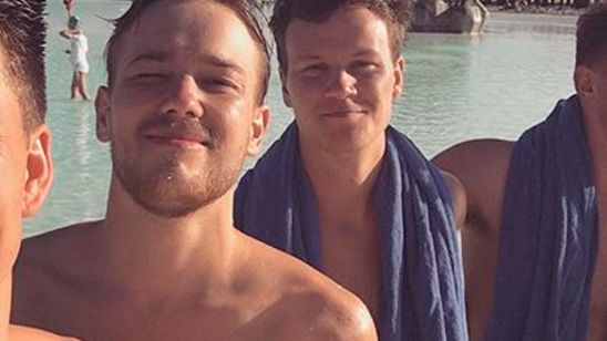 Alex Høgh Andersen ('Vikingos'), de vacaciones en España: "Cerveza y quemados por el sol" noticias imagen
