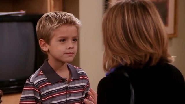 Cole Sprouse reconoce que tuvo un 'crush' con Jennifer Aniston cuando trabajó en 'Friends' siendo niño noticias imagen