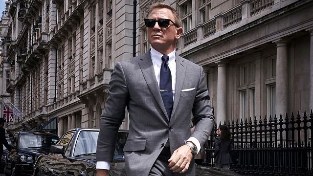 'Bond 25': Daniel Craig, impecable en traje y conduciendo un Aston Martin V8 en las nuevas imágenes noticias imagen