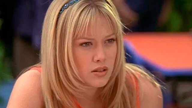 La familia de 'Lizzie McGuire', unida años después en esta imagen de la preparación del 'revival' noticias imagen
