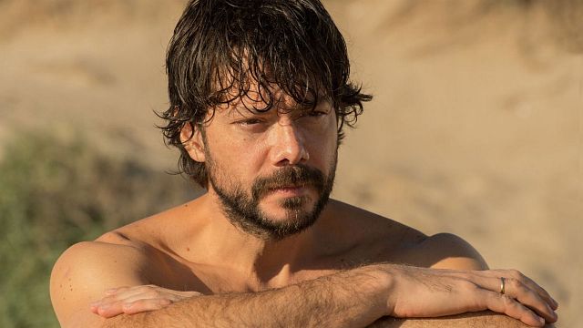 'El Embarcadero': Álvaro Morte habla de cómo hubiera sido la serie si hubiese sido protagonizada por dos hombres noticias imagen