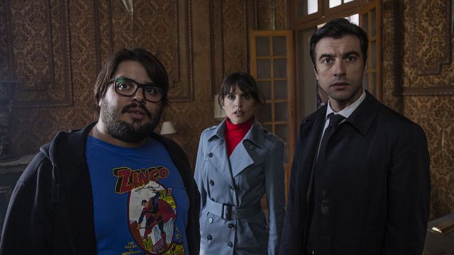 'Orígenes secretos': Descubre el nuevo póster en EXCLUSIVA de la próxima cinta de Javier Rey, Verónica Echegui y Brays Efe noticias imagen