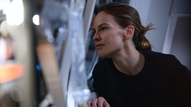 'Away': Descubre una de las escenas más emotivas de Hilary Swank y Josh Charles en este clip en EXCLUSIVA de la serie de Netflix noticias imagen