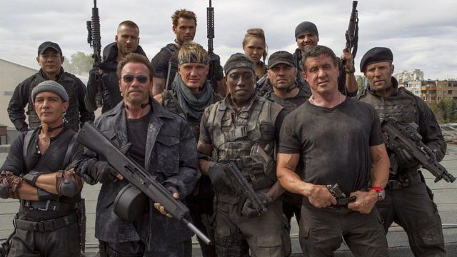 Esta noche en Cuatro: 'Los mercenarios 3' con Sylvester Stallone, Jason Statham y Arnold Schwarzenegger noticias imagen