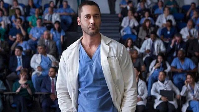 El contagio del protagonista y nueva trama para 'New Amsterdam': así afectó la pandemia a la serie de médicos que arrasa en Netflix noticias imagen