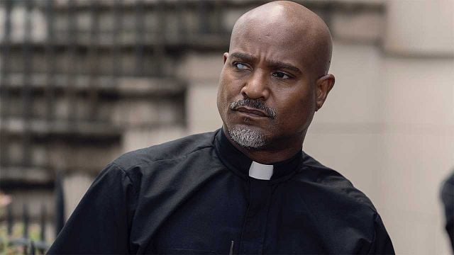 El actor de 'The Walking Dead' Seth Gilliam recibe amenazas de muerte por ser el Padre Gabriel noticias imagen