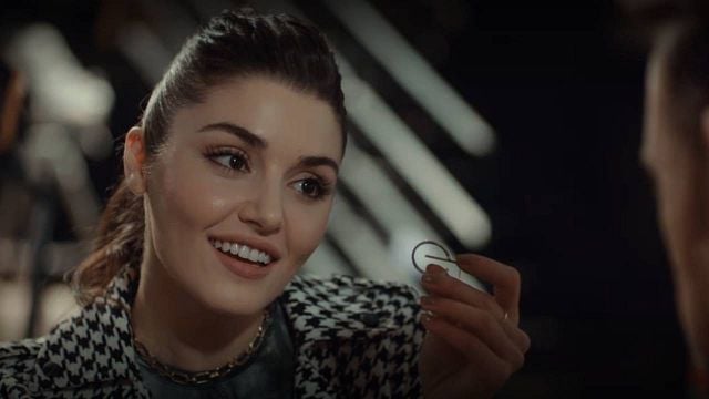 'Love is in the air': Un pendiente en el sofá y una Eda celosa, empieza la guerra noticias imagen