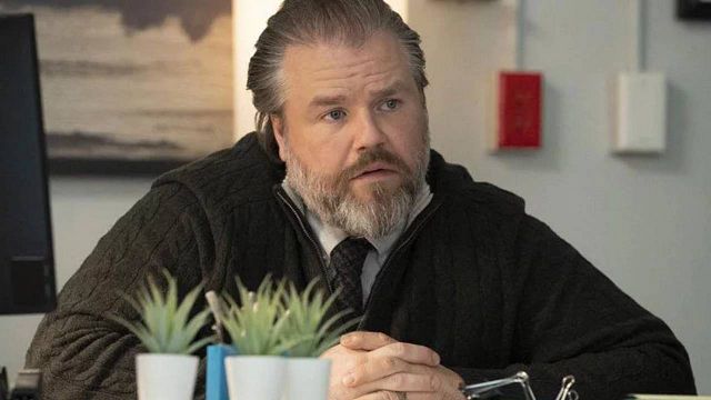 La historia de superación de Tyler Labine y lo mucho que 'New Amsterdam' le ha ayudado noticias imagen