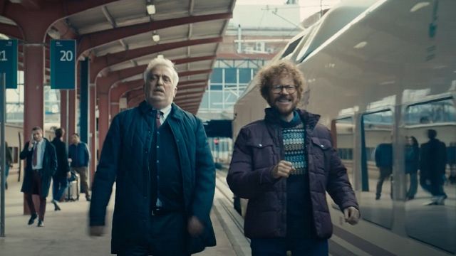 Tráiler de '¡A todo tren! Destino Asturias', la divertida odisea de un padre y un abuelo dirigida por Santiago Segura noticias imagen