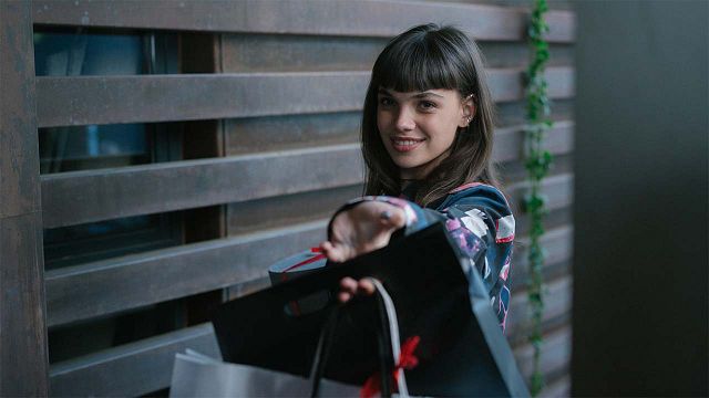 Quién es Martina Cariddi, la cara nueva de 'Élite' que vive pasión con Rebeka y protagoniza la trama más turbia de la temporada 4 noticias imagen