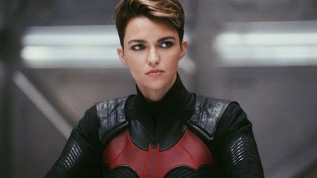 Ruby Rose denuncia terribles condiciones de trabajo en 'Batwoman' y desata un cruce de acusaciones con Warner Bros. y otros miembros del equipo noticias imagen