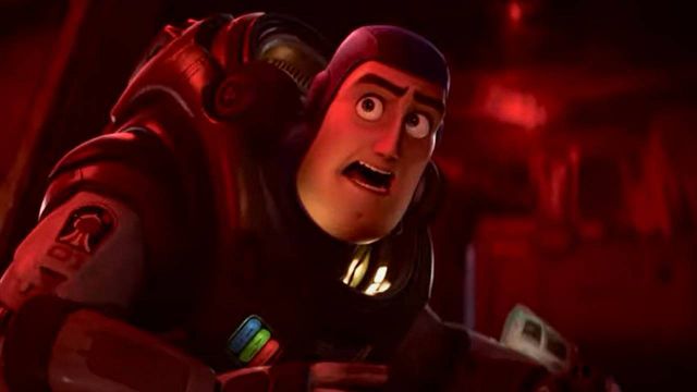 Robots asesinos, gatitos adorables y aventuras espaciales en el nuevo tráiler de 'Lightyear' noticias imagen