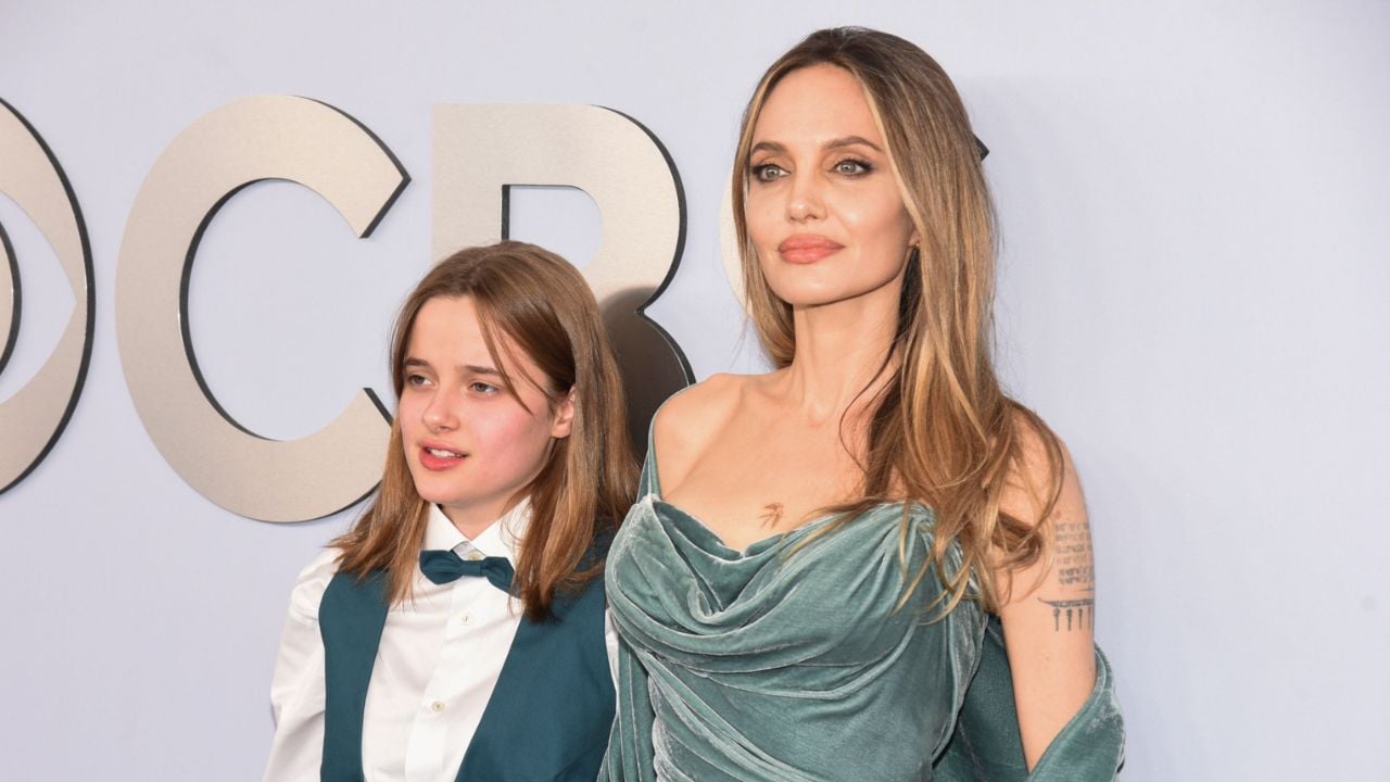 Angelina Jolie estrena un tatuaje de lo más tierno y simbólico junto a su hija Vivienne: 