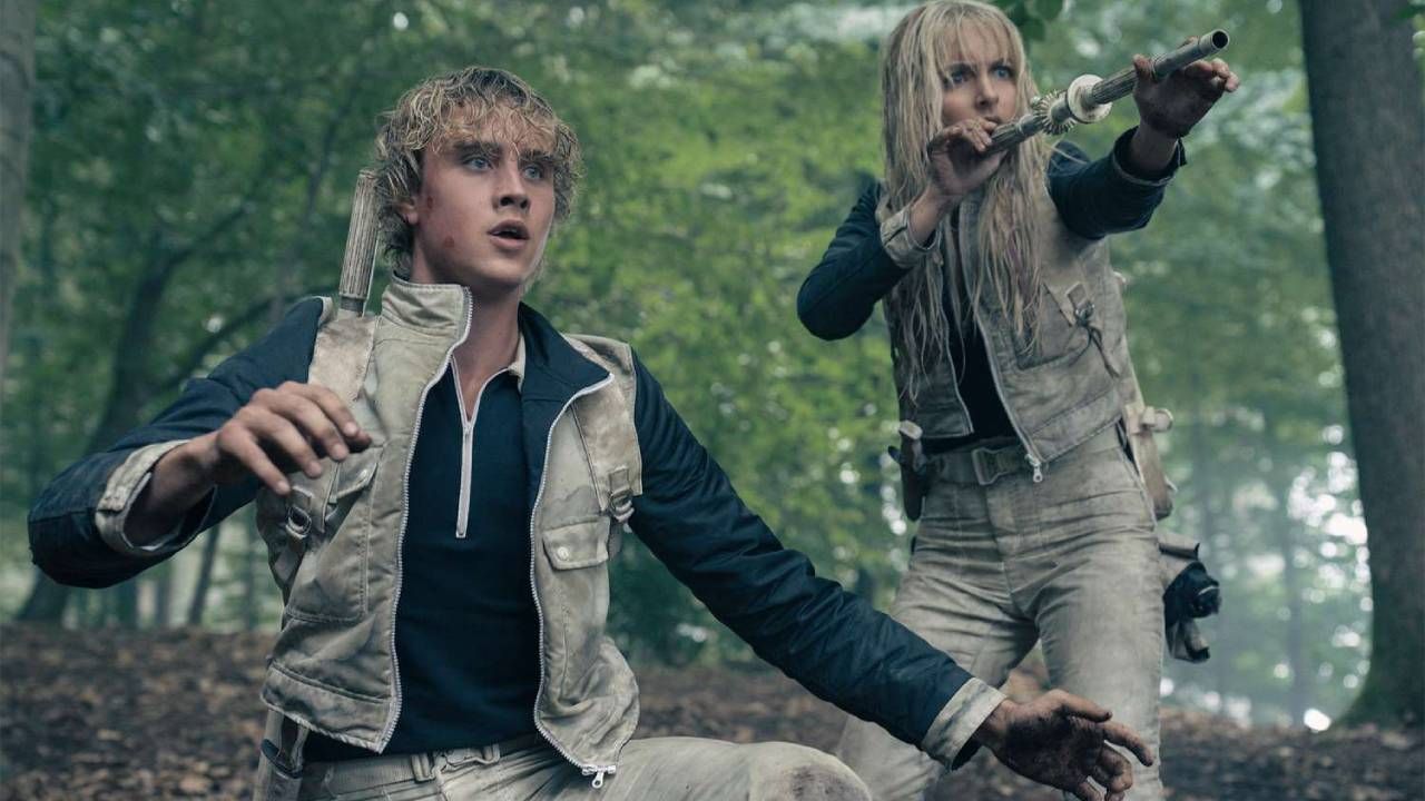 Joseph Zada y Mckenna Grace como Haymitch Abernathy y 