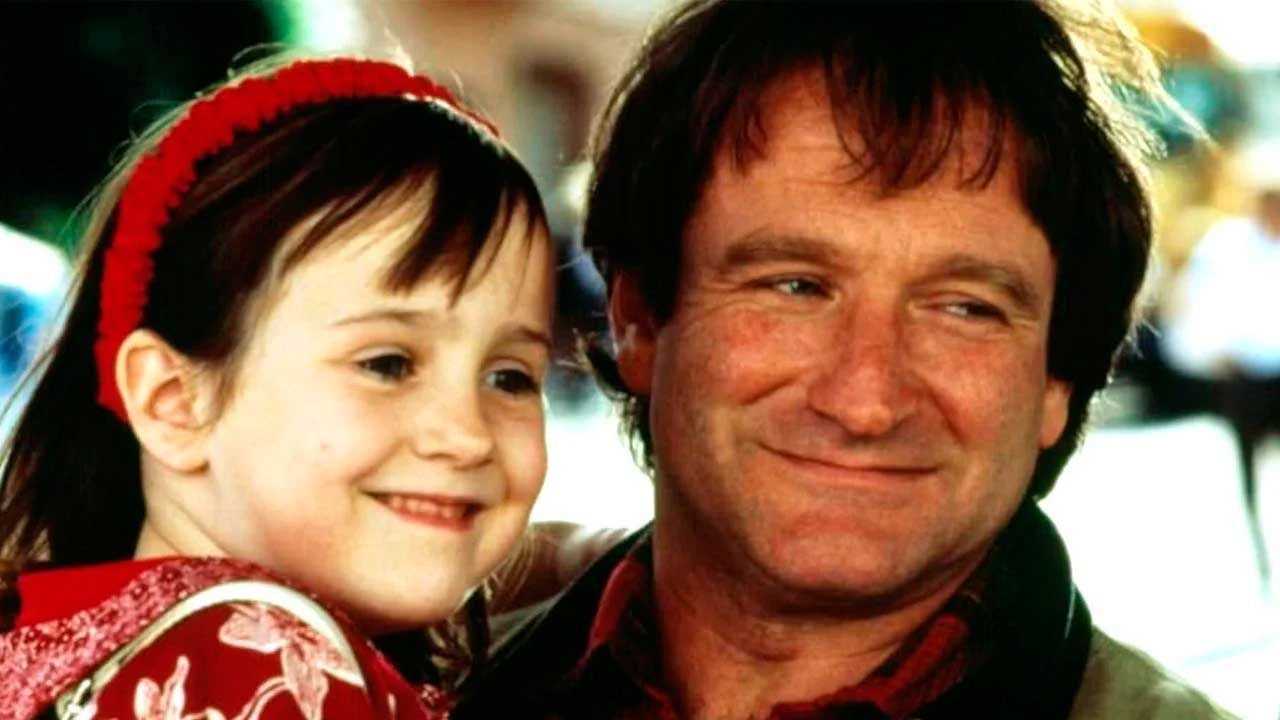 "Me siento muy afortunada de haberlo conocido": Mara Wilson, la actriz de 'La señora Doubtfire' recuerda a su padre en la pantalla, Robin Williams (†63)